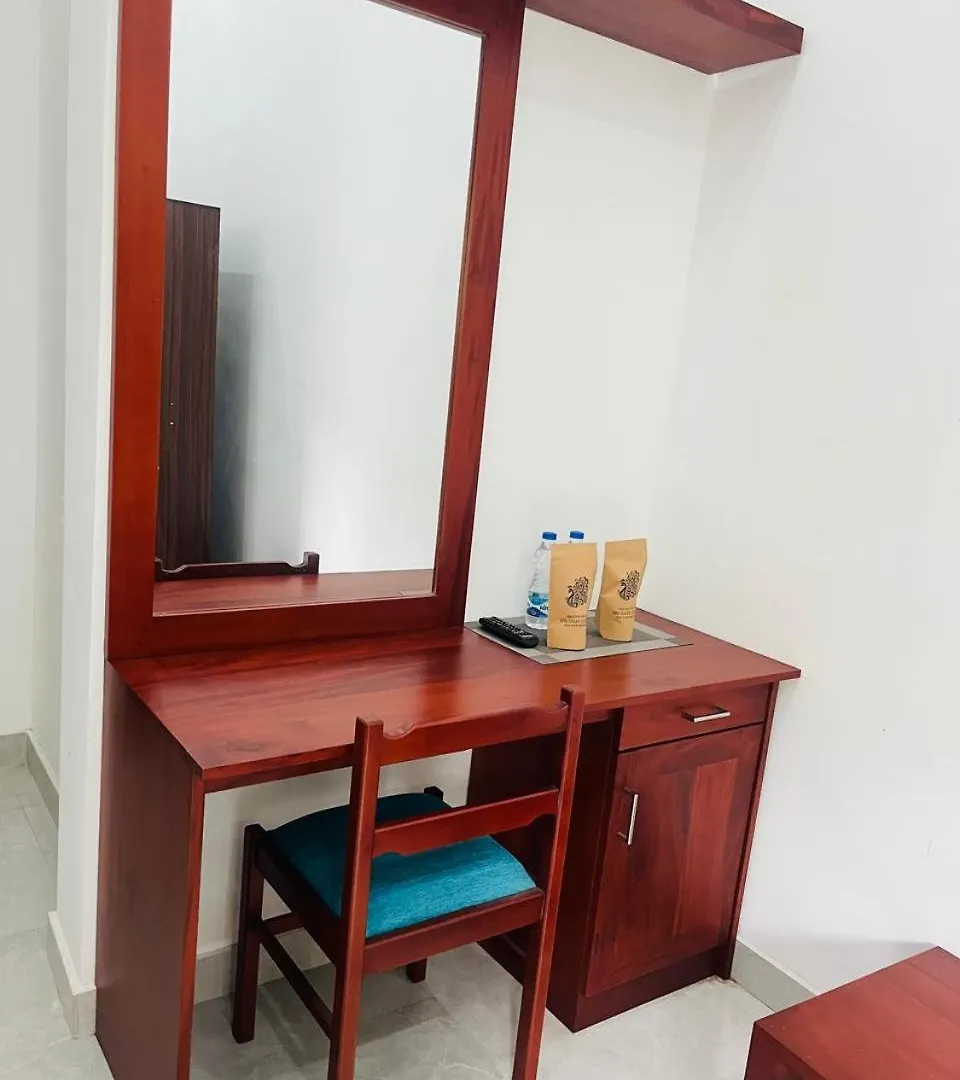 Hotel Green Fall Kandyan Ambatenna