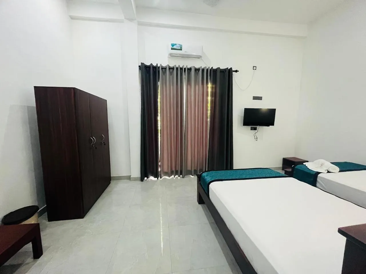 Hotel Green Fall Kandyan Ambatenna