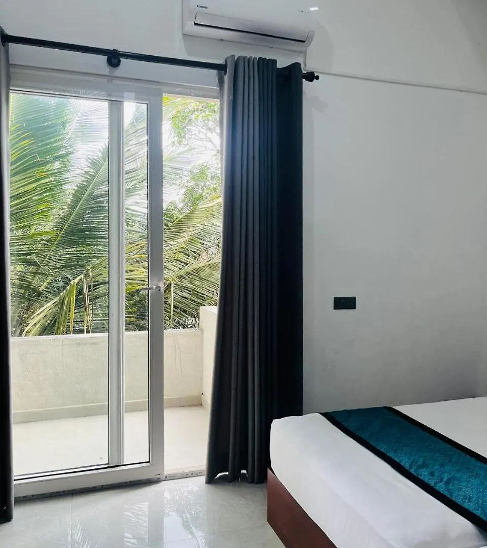 Hotel Green Fall Kandyan Ambatenna