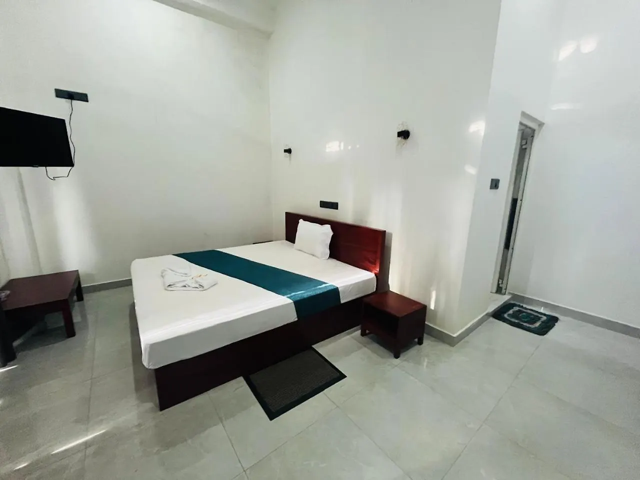 Hotel Green Fall Kandyan Ambatenna