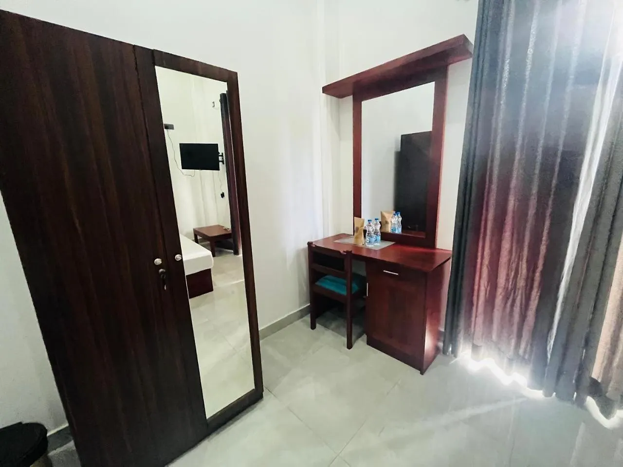 Hotel Green Fall Kandyan Ambatenna